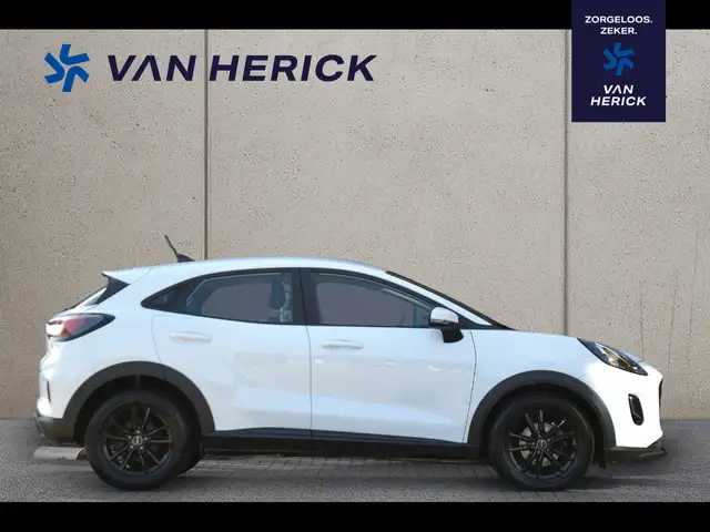 Ford Puma view 3