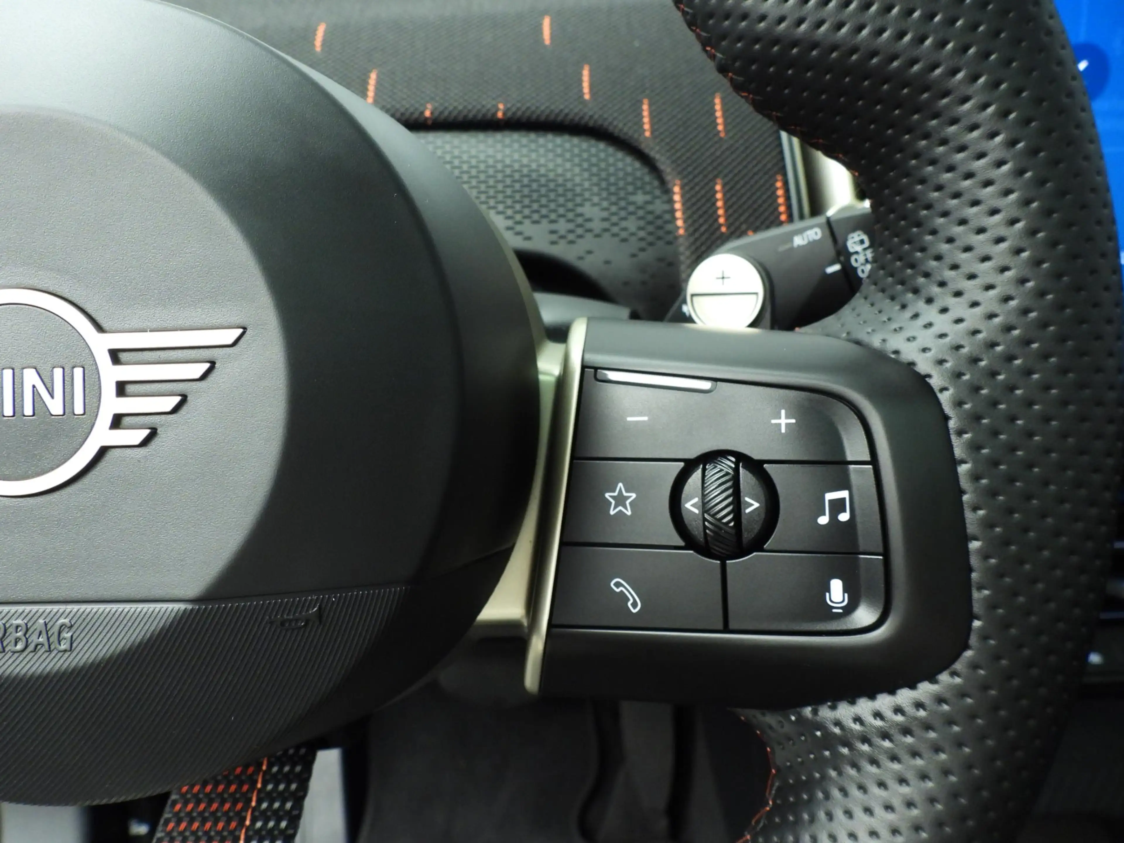 MINI John Cooper Works Countryman 1.5 C | LED | HUD | Panoramadak | Trekhaak | Stoel — photo 15