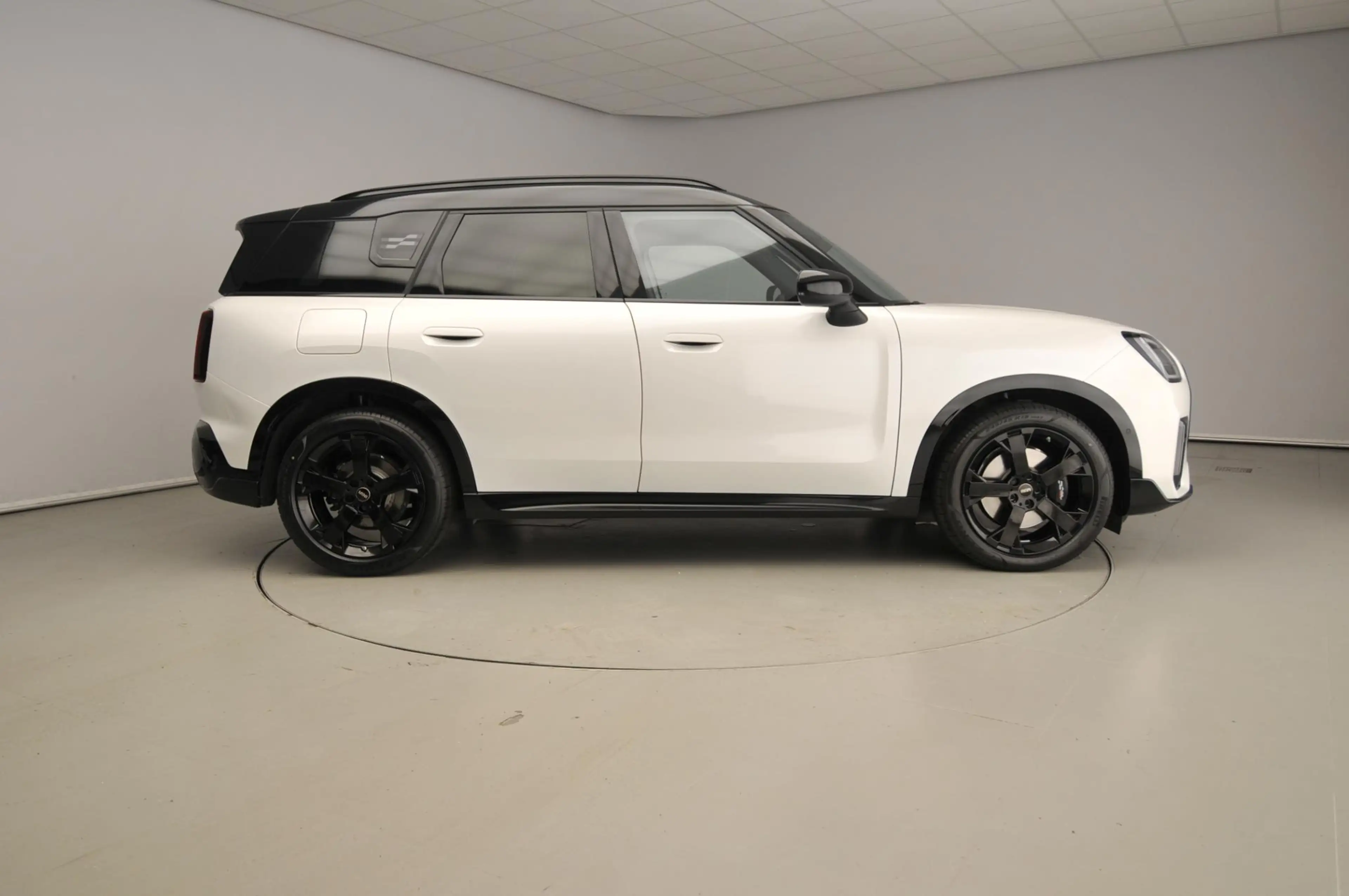MINI John Cooper Works Countryman 1.5 C | LED | HUD | Panoramadak | Trekhaak | Stoel — photo 3
