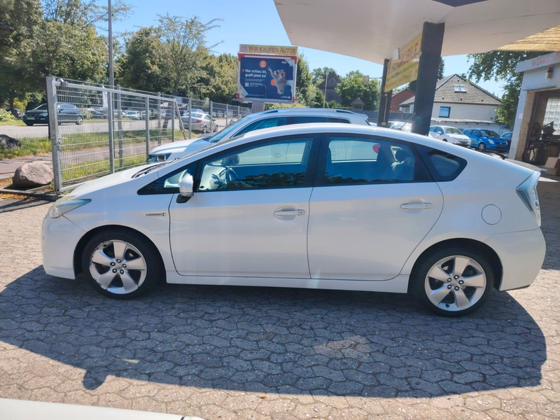 Toyota Prius Life / Klimaanlage / — photo 6