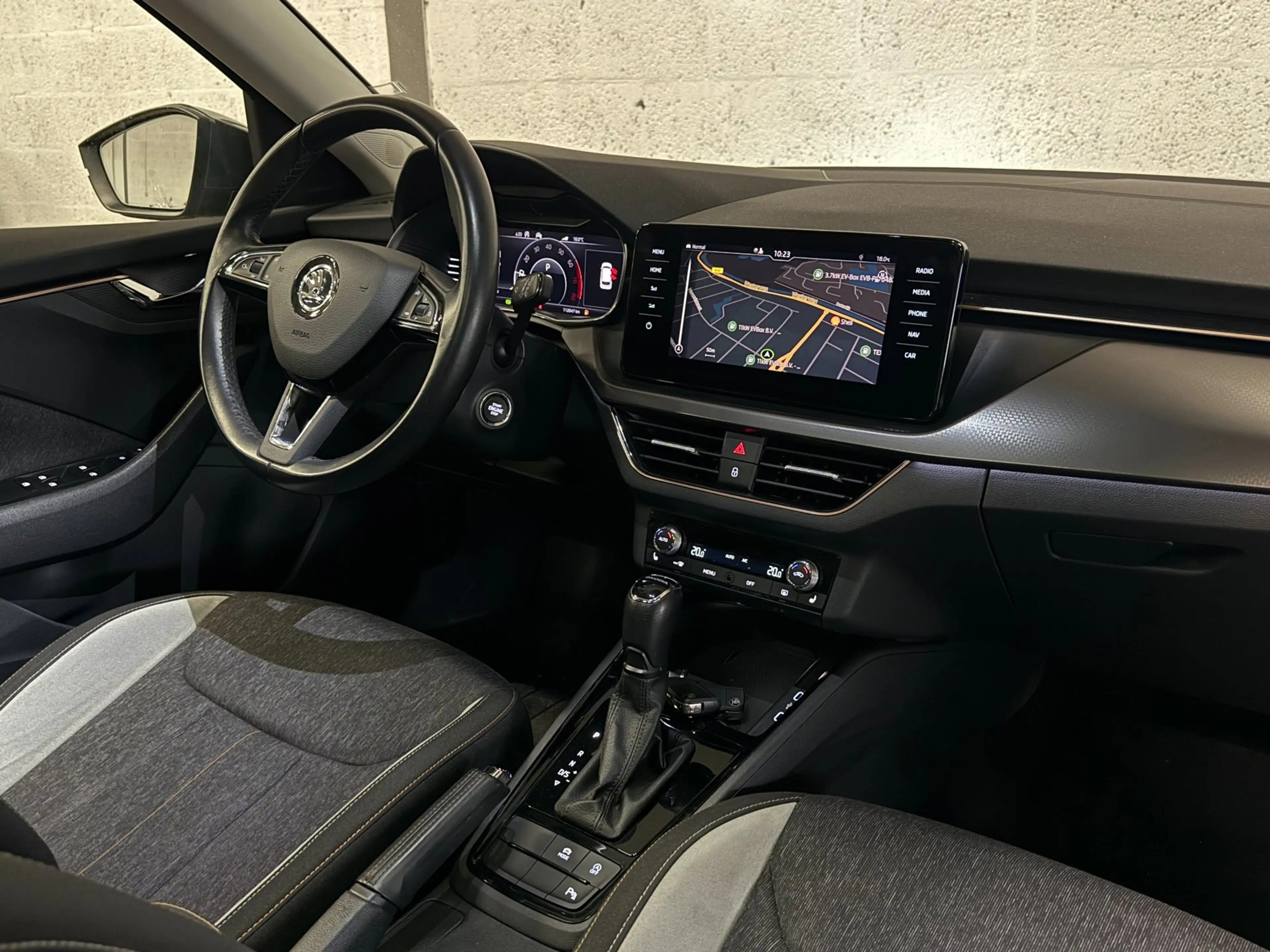 Skoda Kamiq 1.0 TSI Sport Business Automaat|Pano|LED|Cruise|De — photo 2