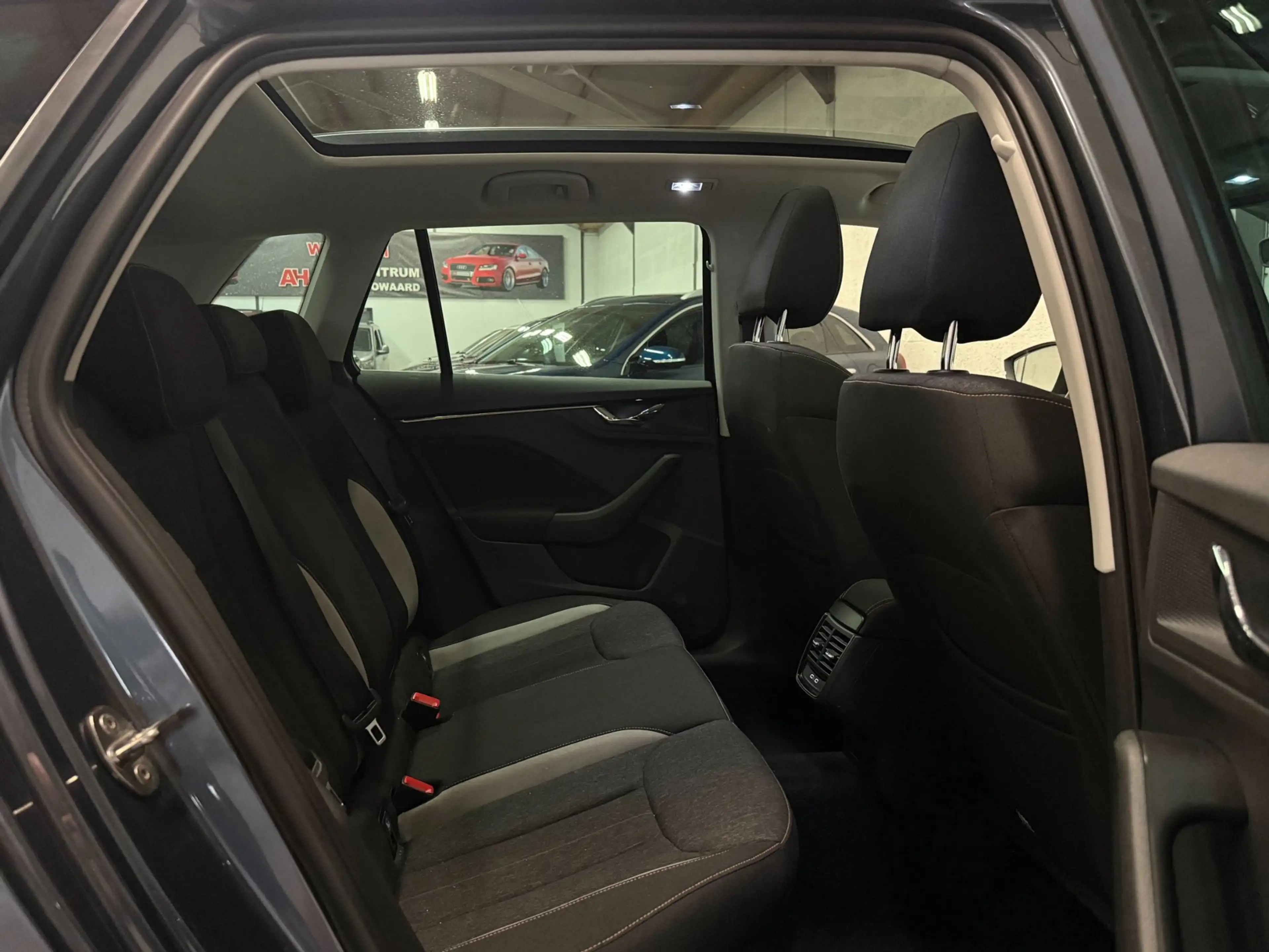 Skoda Kamiq 1.0 TSI Sport Business Automaat|Pano|LED|Cruise|De — photo 11