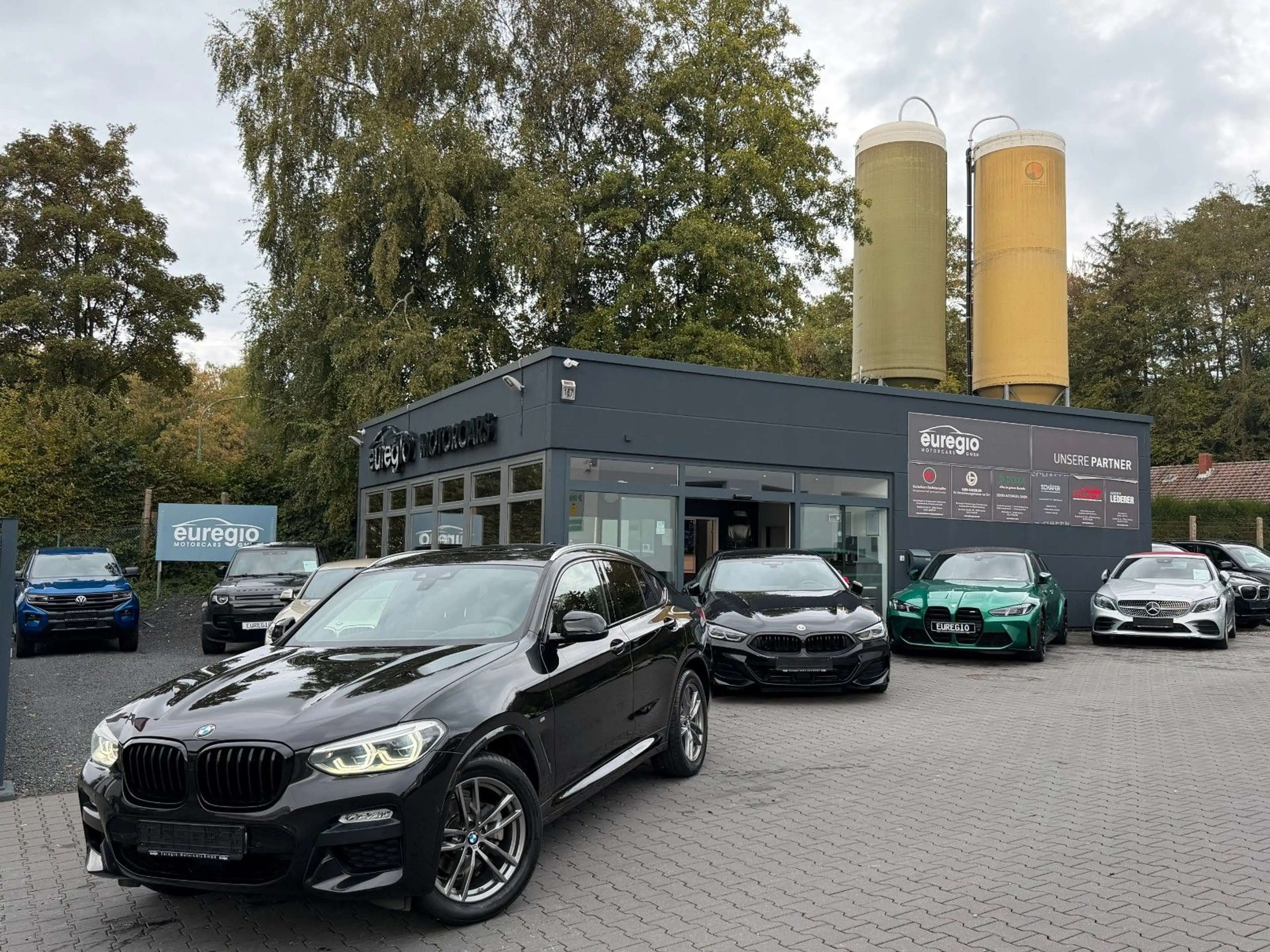 BMW X4 xDrive 20 i Panorama - LED - M Sportpaket /// — photo 3
