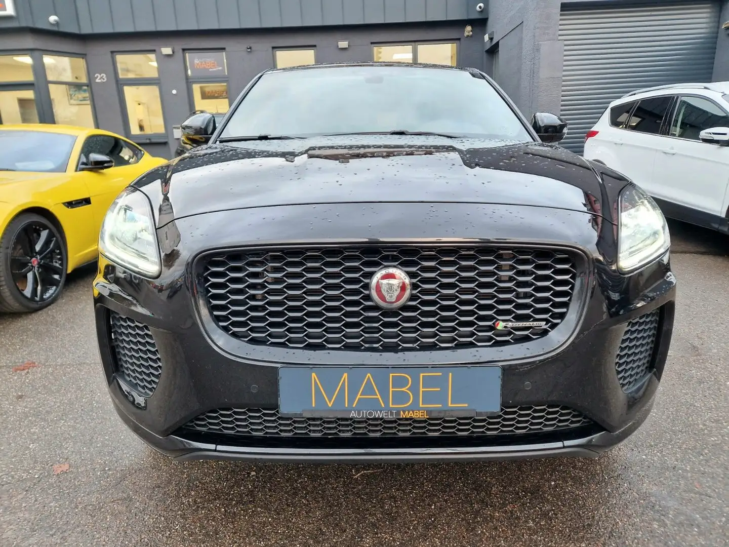 Jaguar E-Pace P300 R-Dynamic SE AWD Schwarz - 2