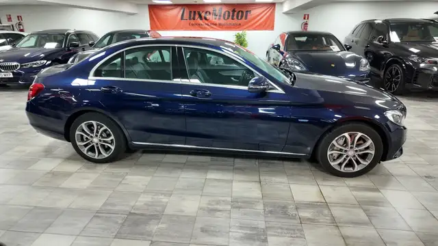 Mercedes-Benz C-Class view 8