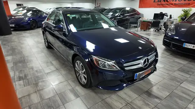 Mercedes-Benz C-Class view 9