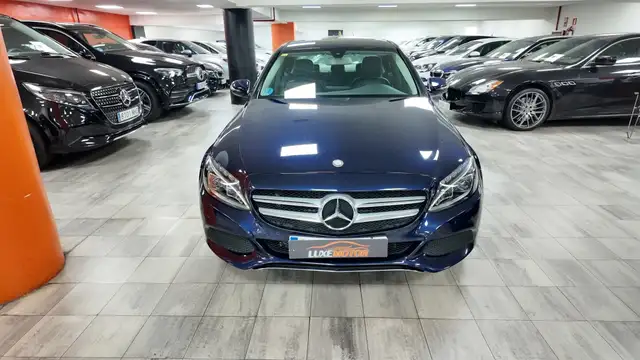 Mercedes-Benz C-Class view 3