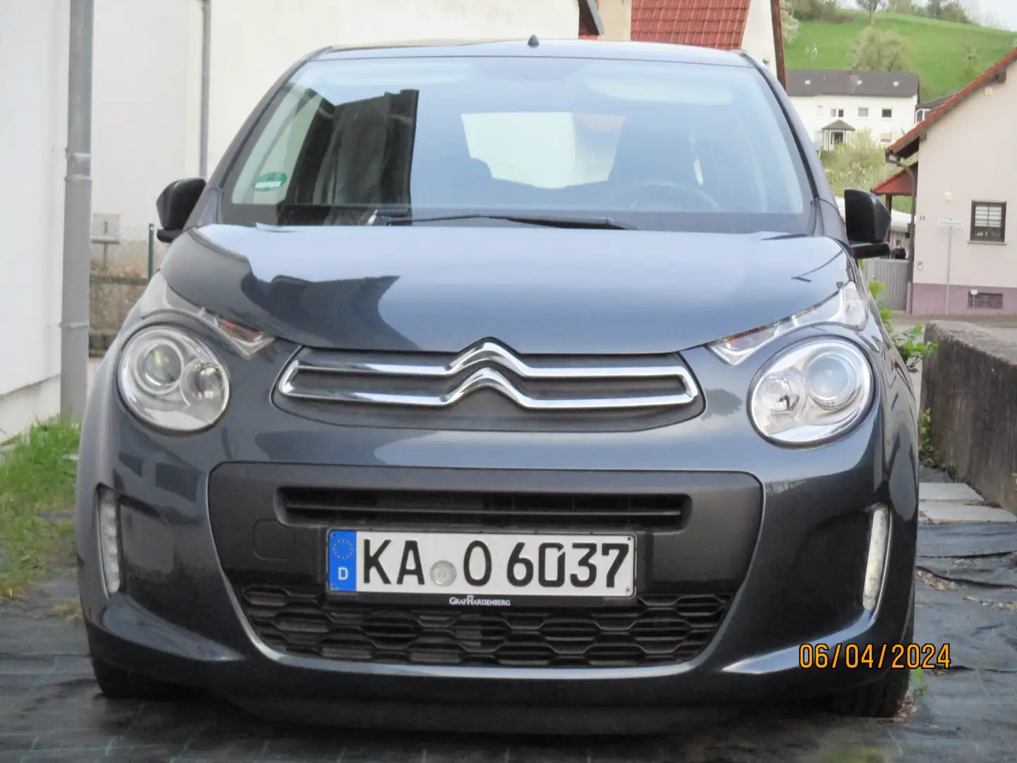 Citroen C1 C1 VTi 68 SELECTION Schwarz - 1