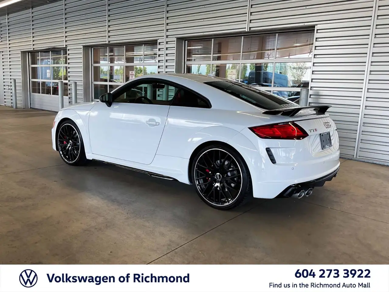 Audi TTS снимка Audi TTS