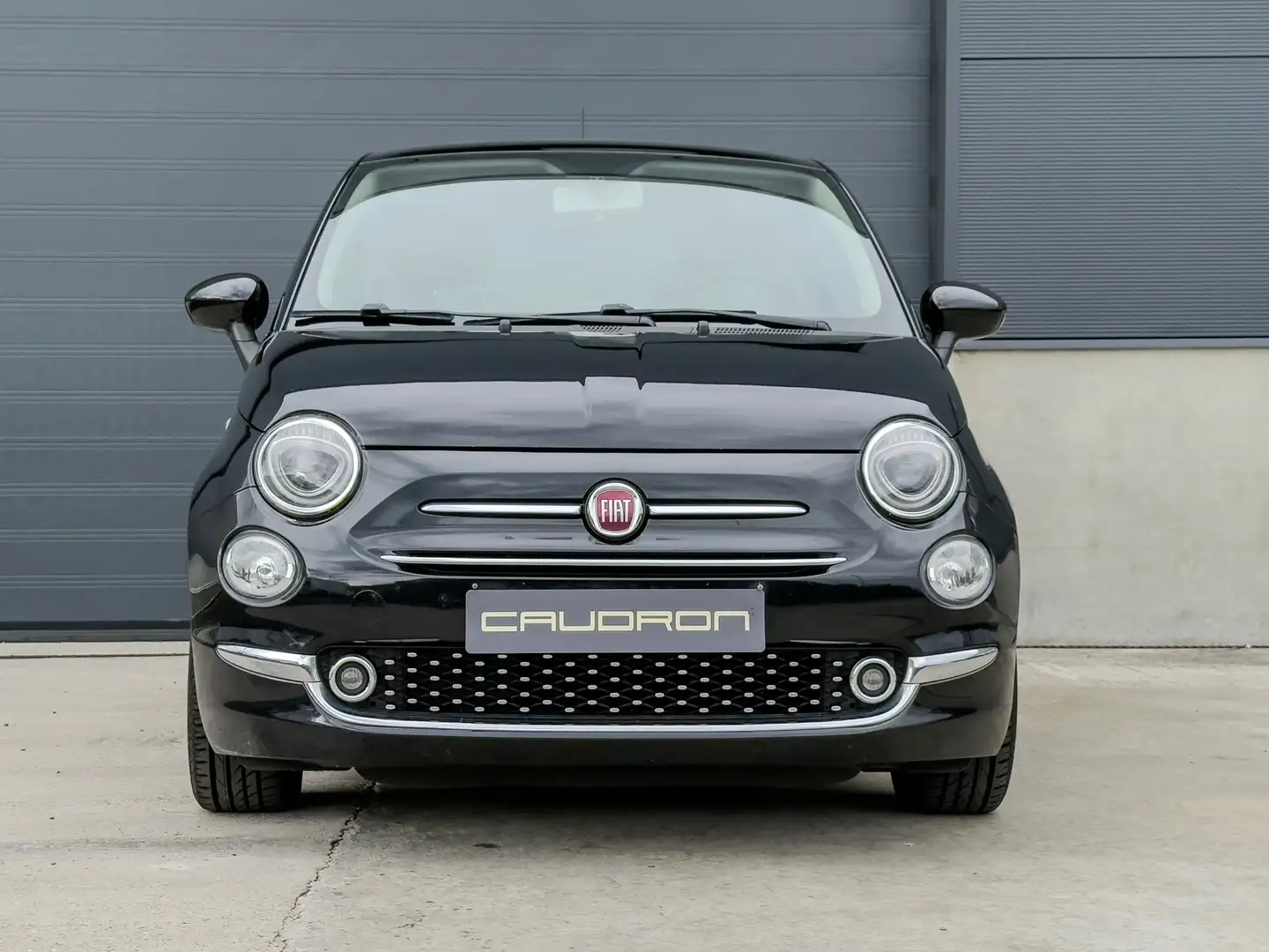 Fiat 500 1.2 Lounge Pano / CarPlay / 75.000 km / Garantie Negro - 2