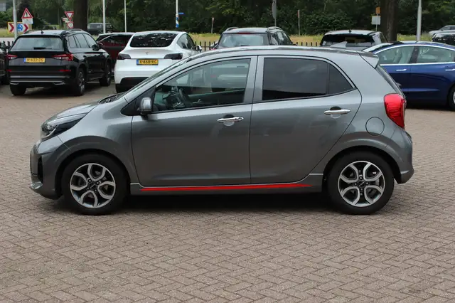 Kia Picanto view 7