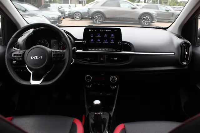 Kia Picanto view 2
