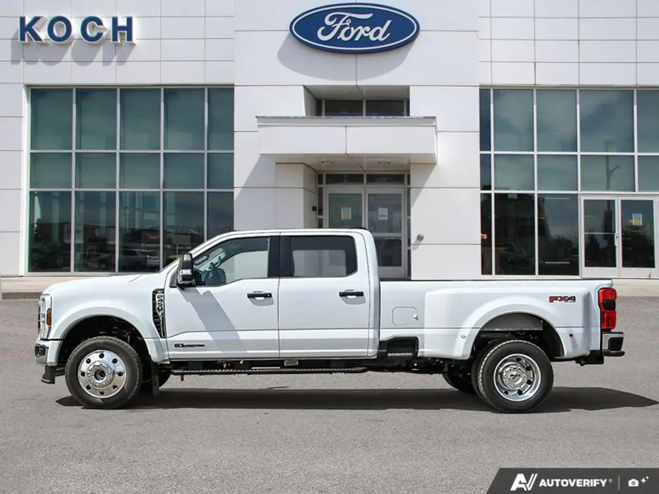 Ford F-450 Super Duty снимка Ford F-450 Super Duty