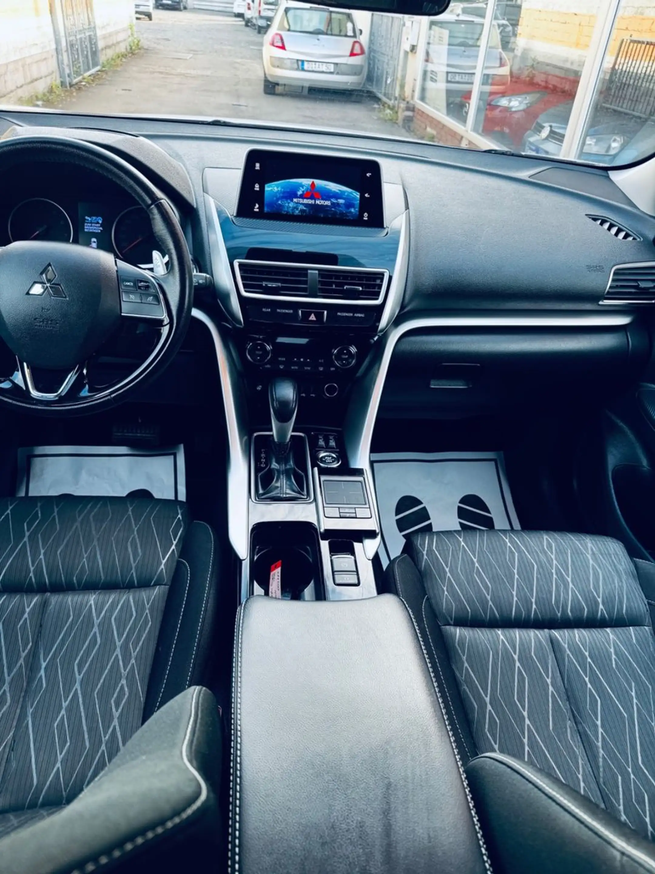 Mitsubishi Eclipse Cross Intro Edition 4WD — photo 8