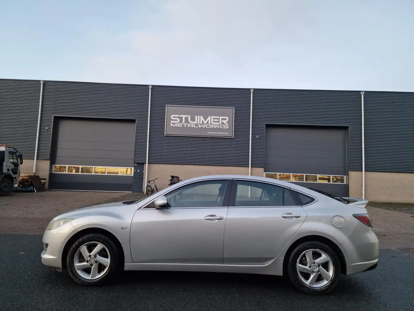 Mazda 6 1.8 Business Grijs - 2