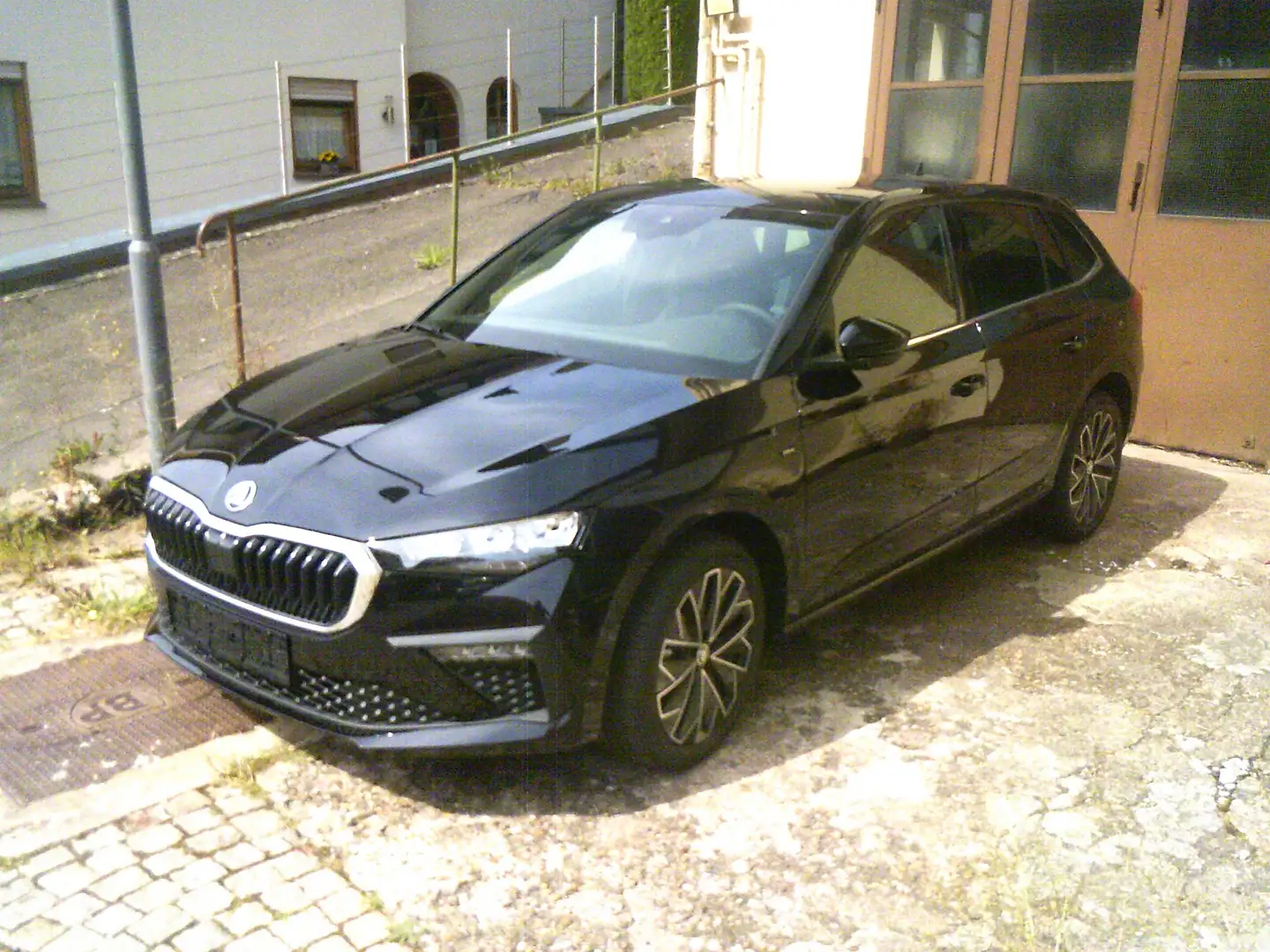 Skoda Scala 1.0 TSI 115Edition+KameraKessyAlu17"SHZMod 2026 Schwarz - 1