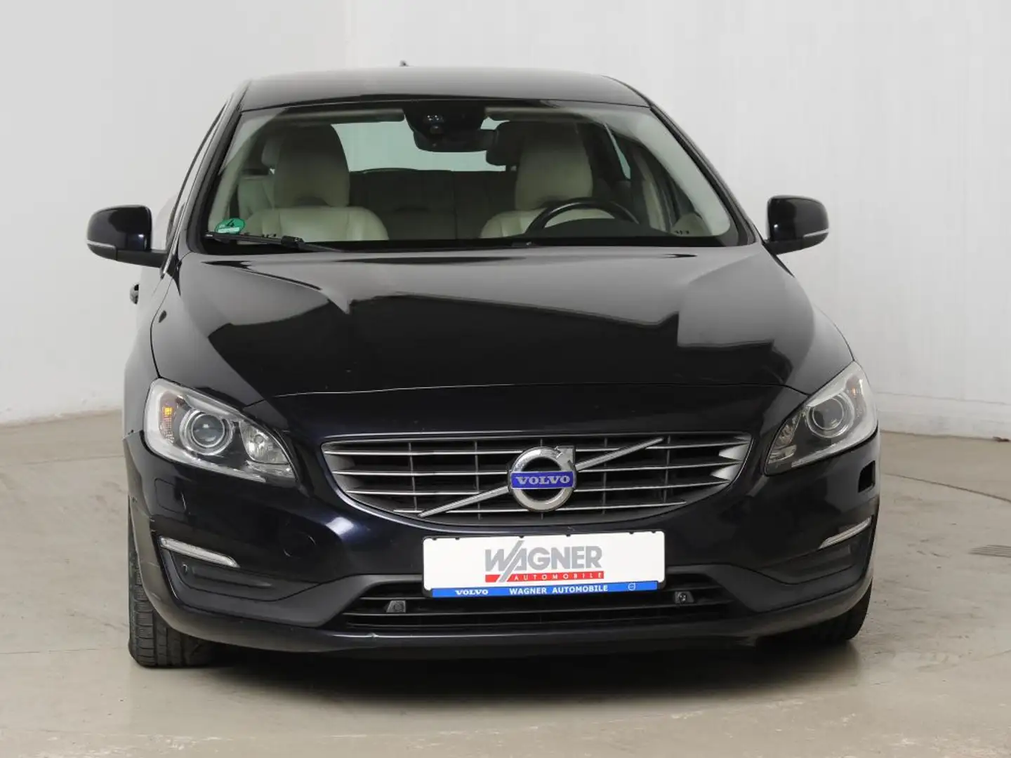 Volvo V60 D3 Geartronic Momentum *AHK * Standheizung* Blau - 2