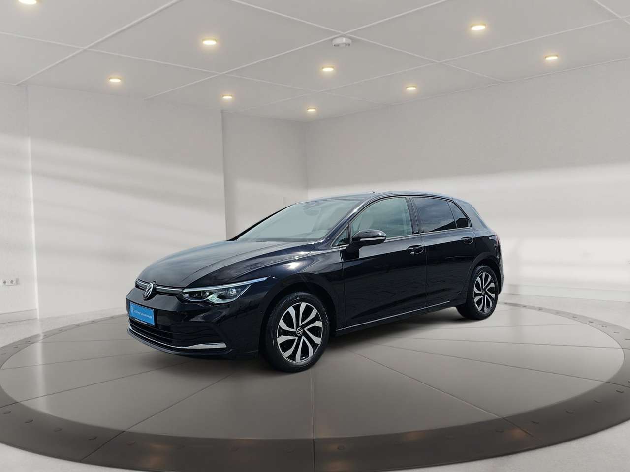Volkswagen Golf 2023 — VIII 1.5 TSI Active 4xSHZ ACC Akustikglas