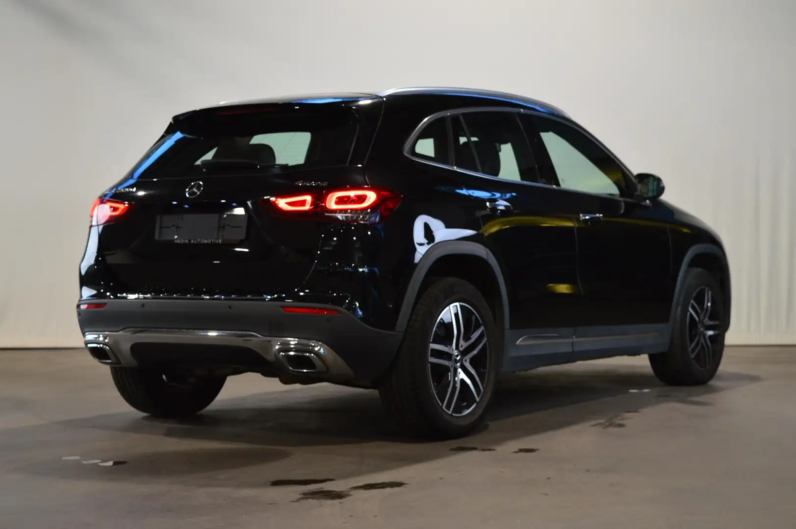 Mercedes-Benz GLA 200 GLA d 4MATIC Luxury Line | Keyless-Go Pack | Offro Noir - 2