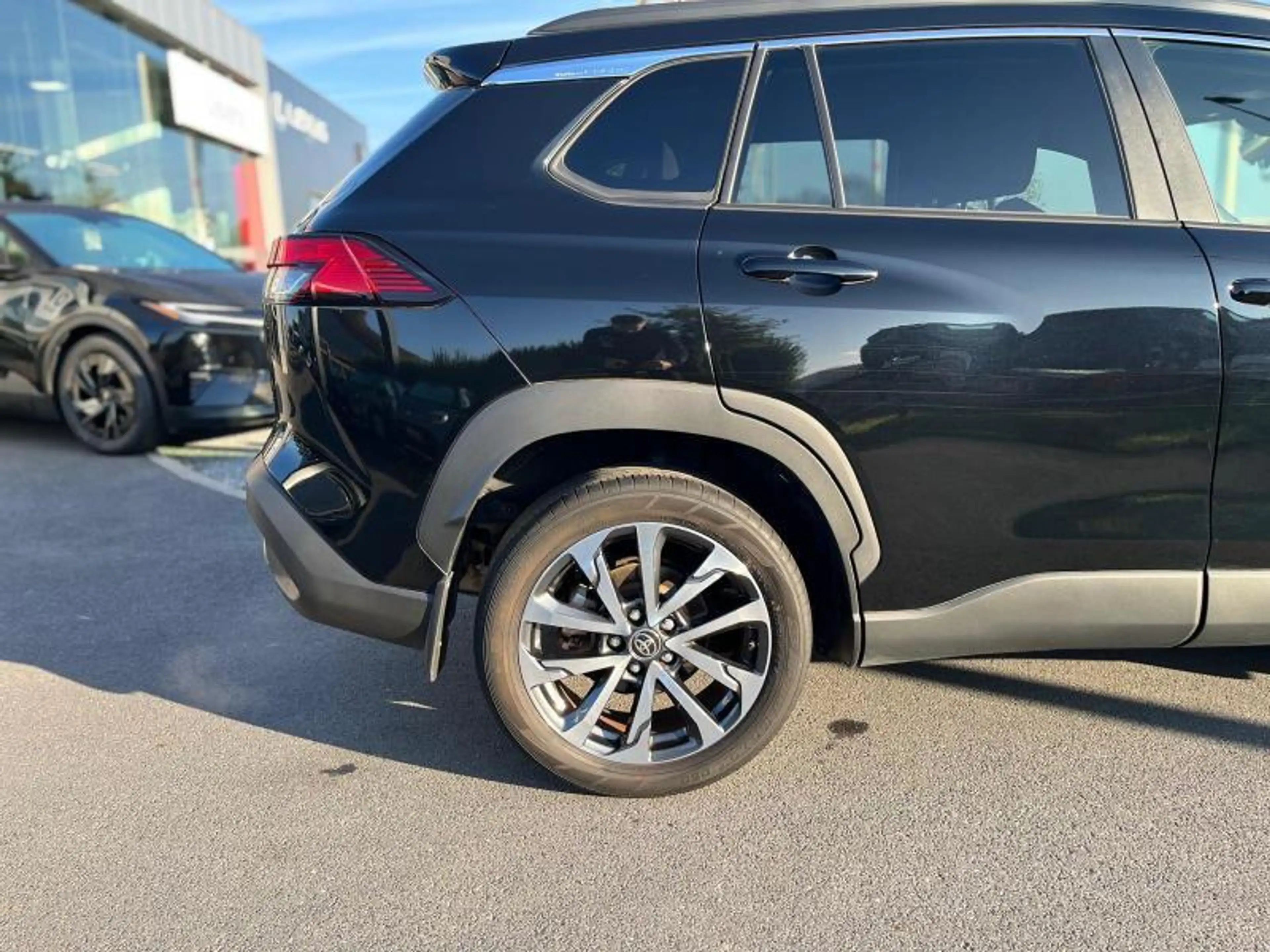 Toyota Corolla Cross 1.8 HYB STYLE — photo 3