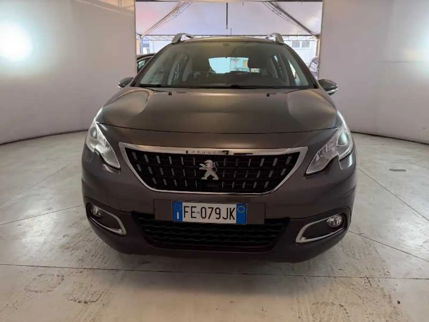 Peugeot 2008 1.6 BlueHDi Access Gris - 2