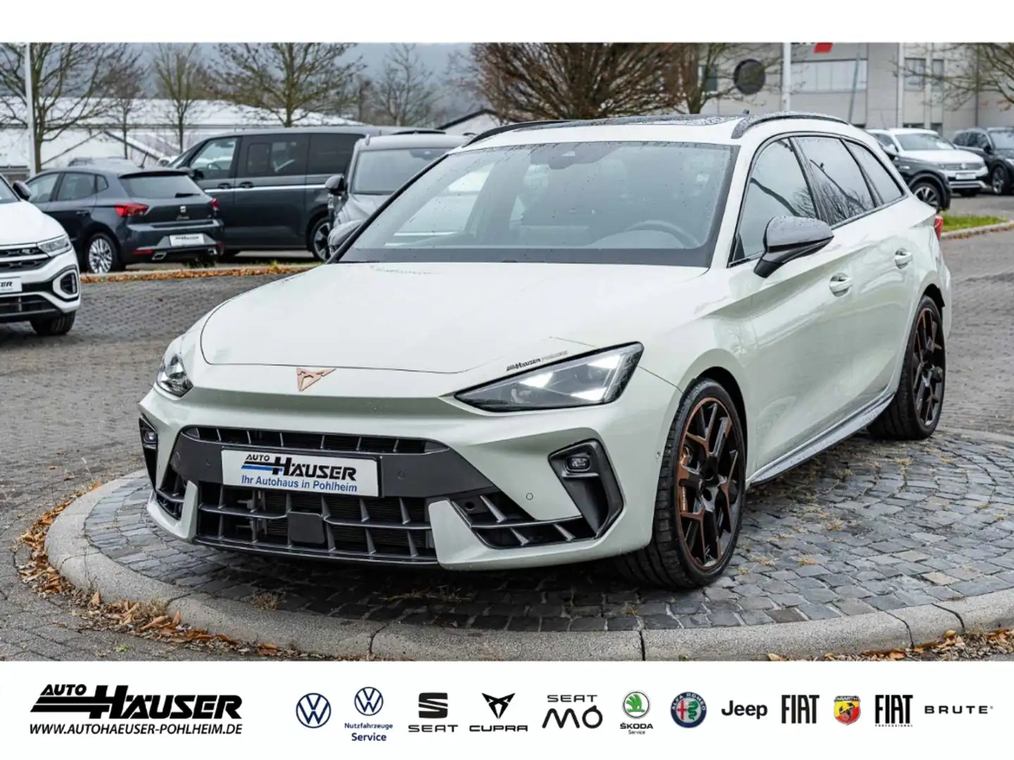 CUPRA Leon Sportstourer VZ 2.0 TSI DSG 4Drive PANO SKYLINE AK Grau - 1