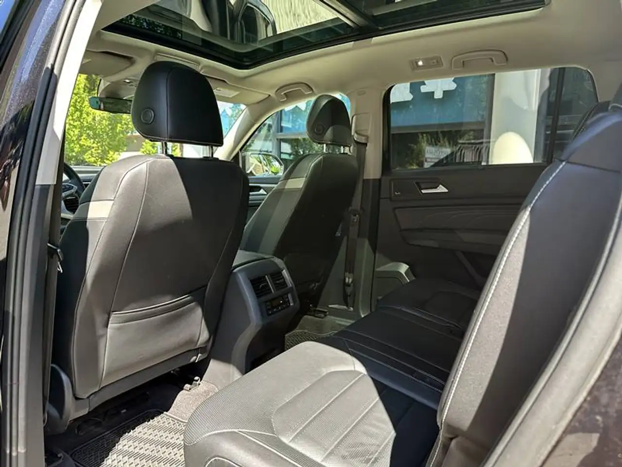 Volkswagen Atlas снимка Volkswagen Atlas