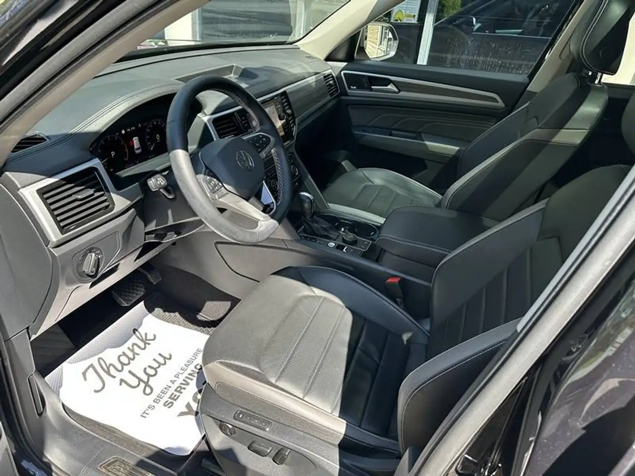 Volkswagen Atlas снимка Volkswagen Atlas