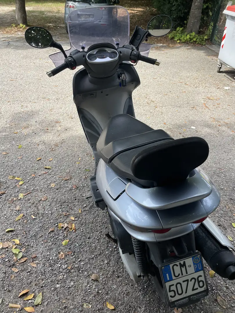 Yamaha Majesty 125 - 2