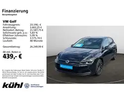 Volkswagen Golf VIII 1.5 eTSI DSG Style Navi,Pano,Matrix,LM