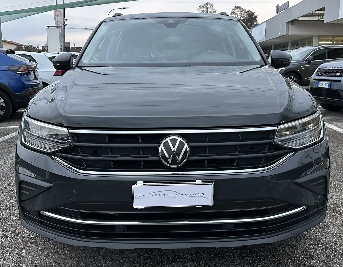 Volkswagen Tiguan 1.5 tsi 130cv “PREZZO REALE SENZA FINANZIAMENTO Grigio - 2