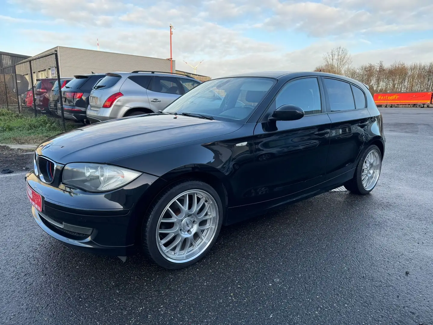 BMW 116 116i GARANTIE Schwarz - 2