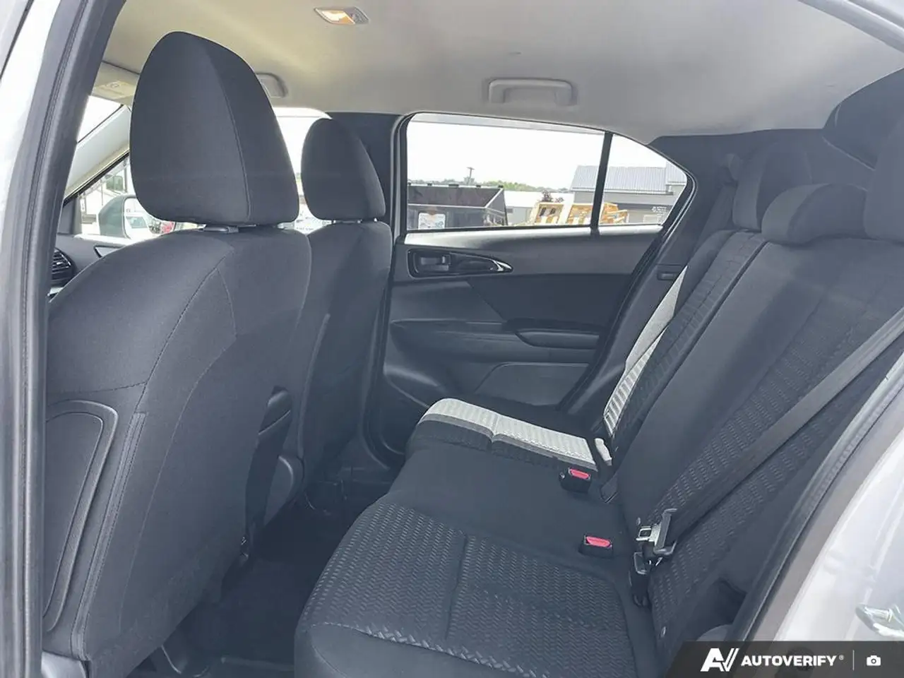 Mitsubishi Eclipse Cross снимка Mitsubishi Eclipse Cross
