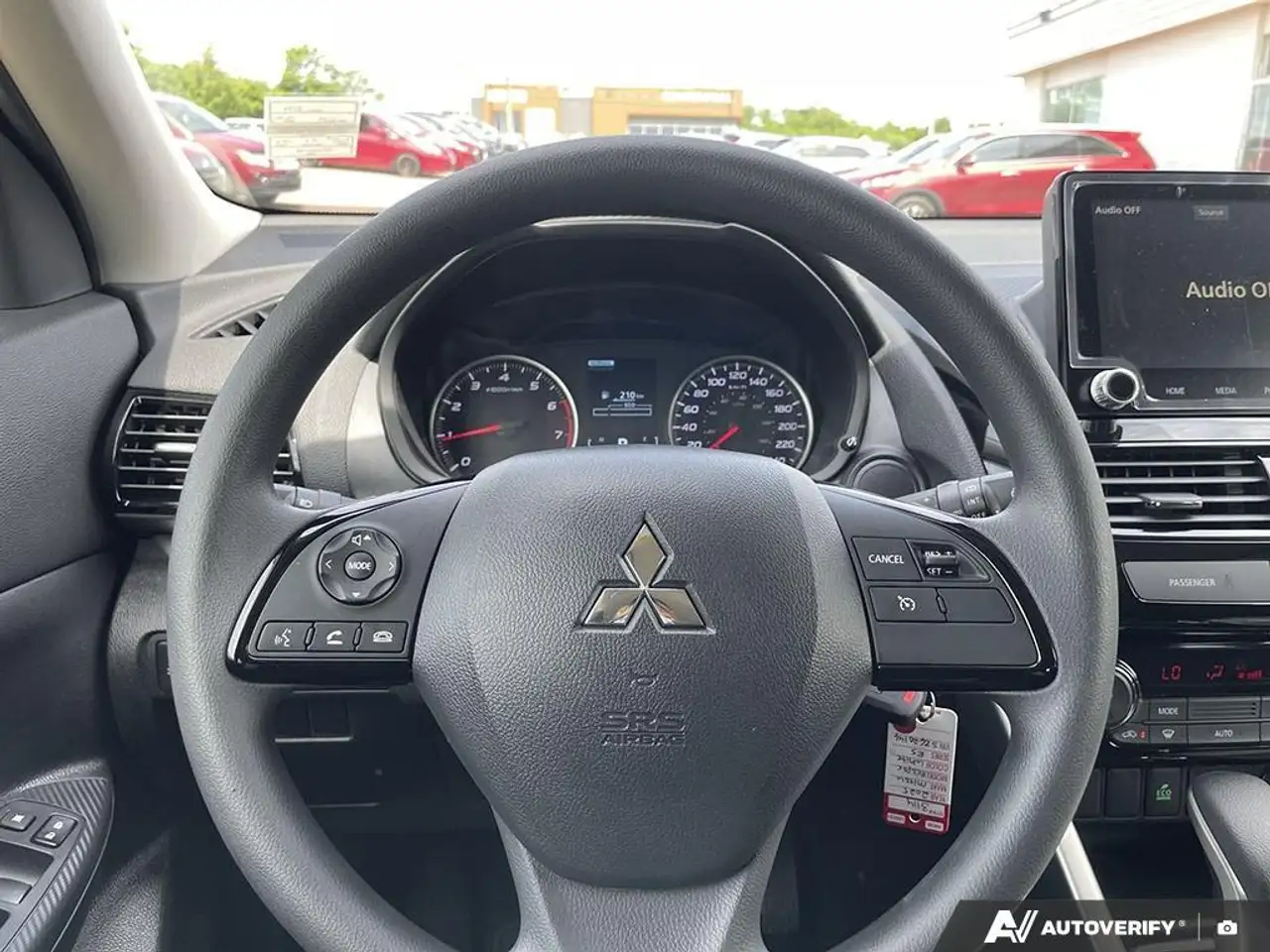 Mitsubishi Eclipse Cross снимка Mitsubishi Eclipse Cross