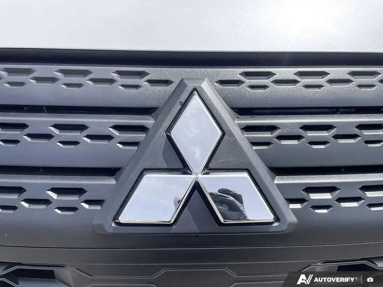 Mitsubishi Eclipse Cross снимка Mitsubishi Eclipse Cross