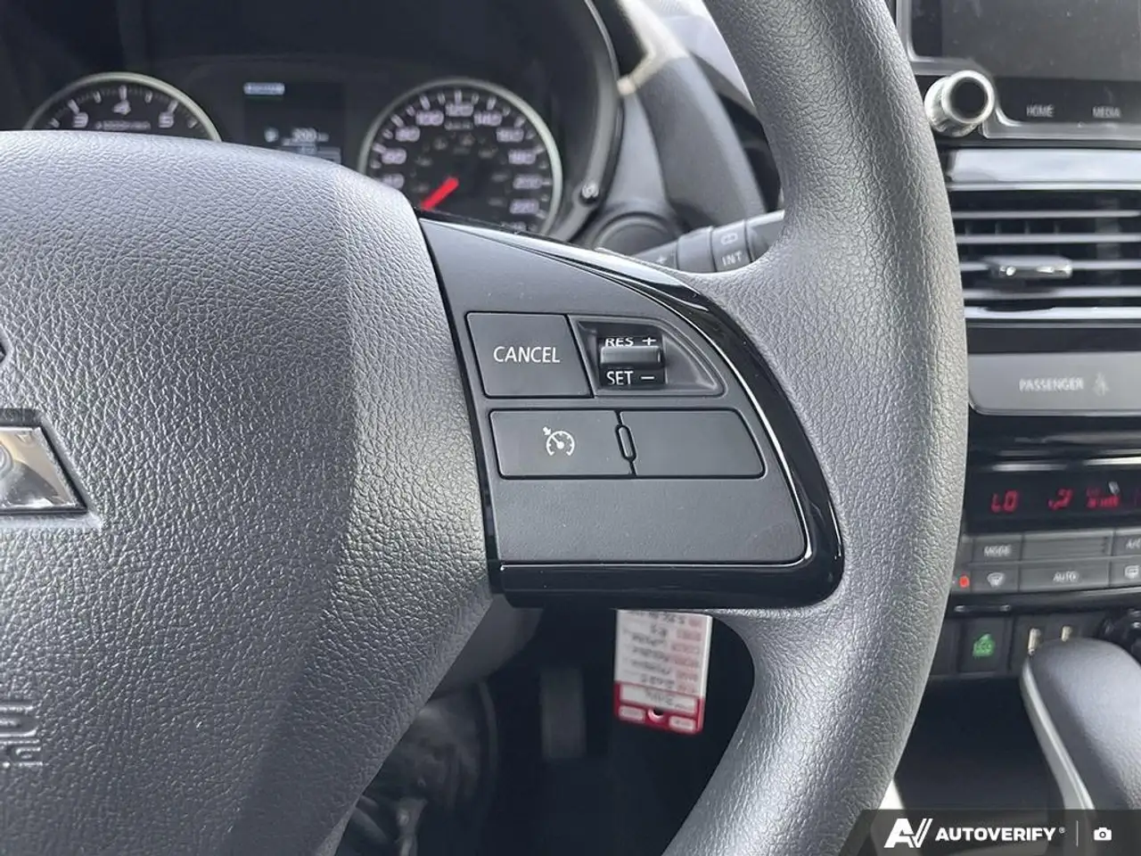 Mitsubishi Eclipse Cross снимка Mitsubishi Eclipse Cross