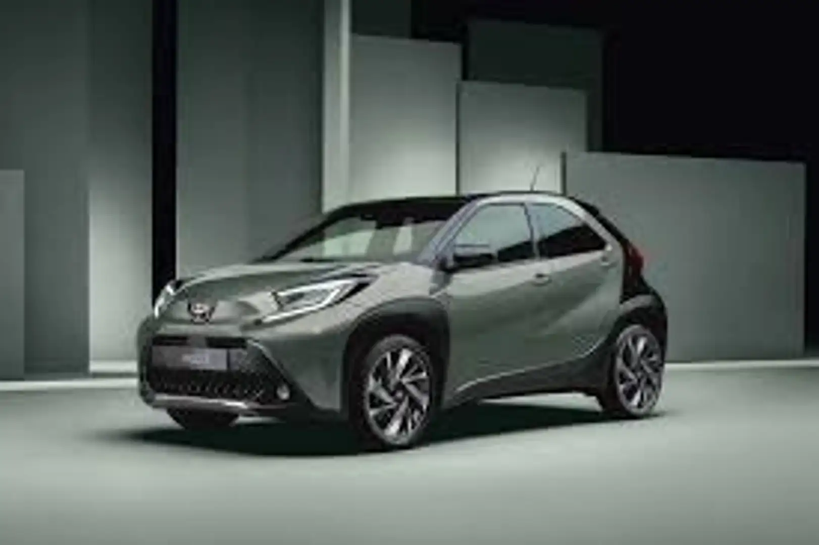 Toyota Aygo X 1.0 Trend 72cv Noir - 1