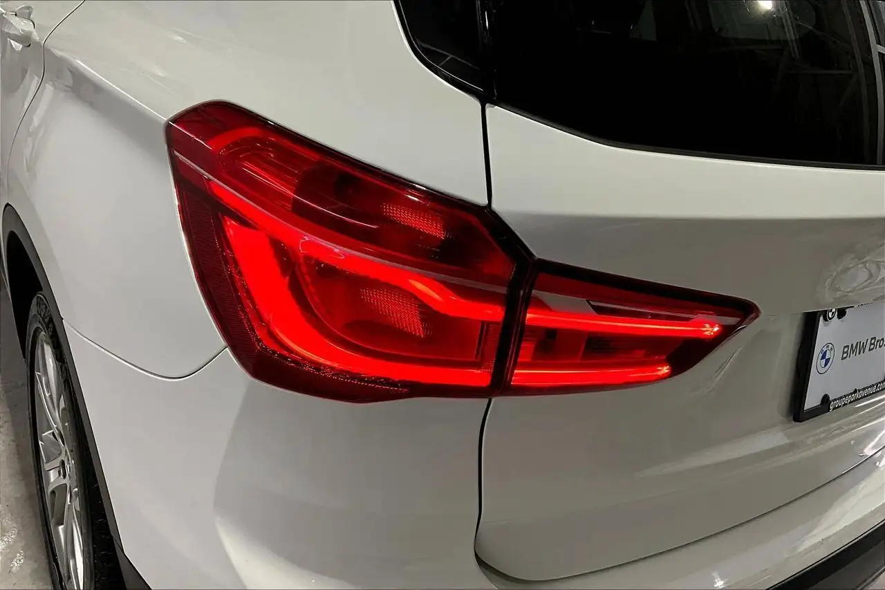 BMW X1 снимка BMW X1