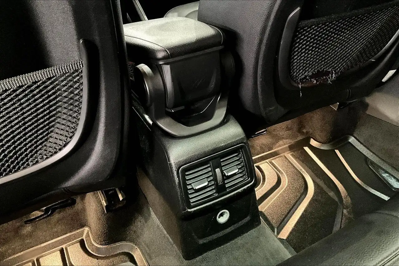 BMW X1 снимка BMW X1