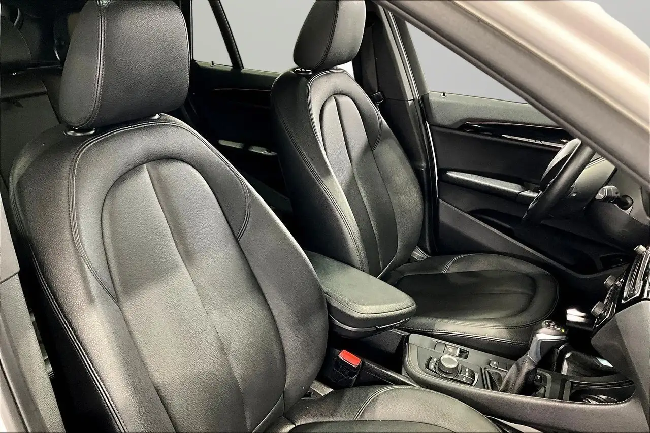 BMW X1 снимка BMW X1