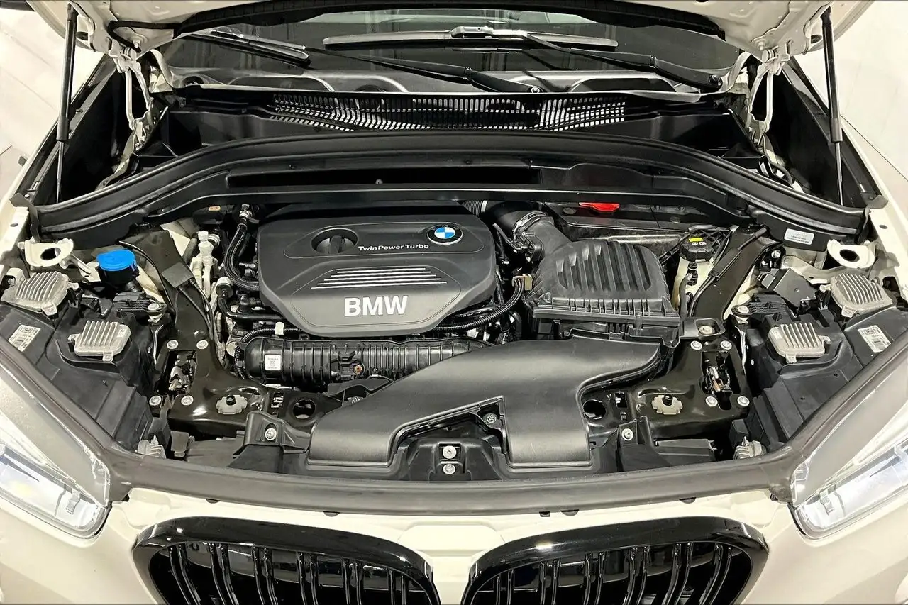 BMW X1 снимка BMW X1