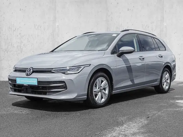 Volkswagen Golf view 2