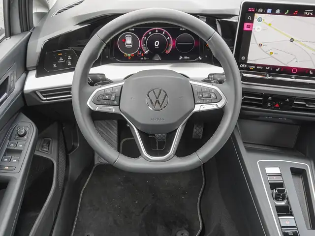 Volkswagen Golf view 11