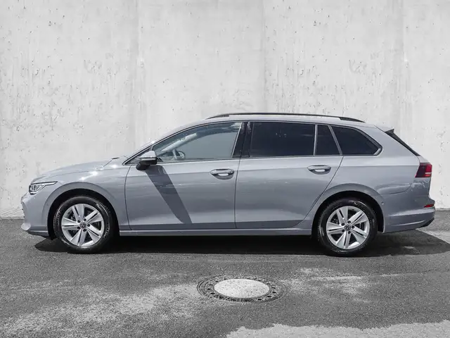 Volkswagen Golf view 5
