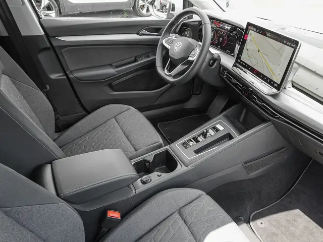Volkswagen Golf view 8