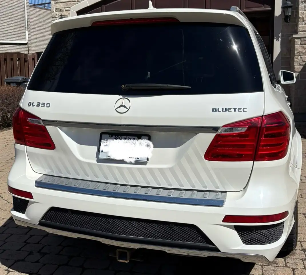 Mercedes-Benz GL-Class снимка Mercedes-Benz GL-Class