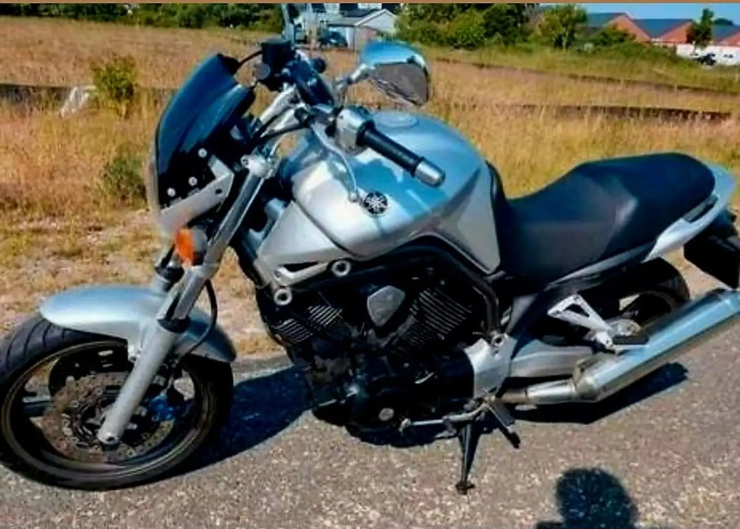 Yamaha BT 1100 Bulldog Zilver - 1