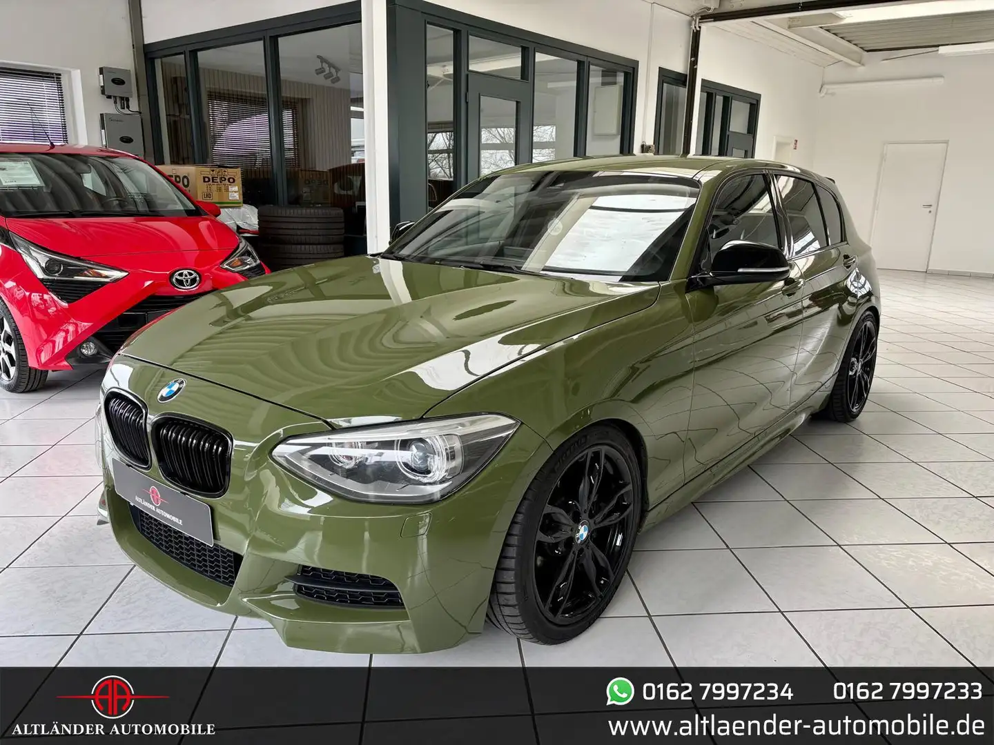 BMW M1 35 i *BiXen*CarPlay*Navi*SHZ*H&K*Sonderlack Grün - 1