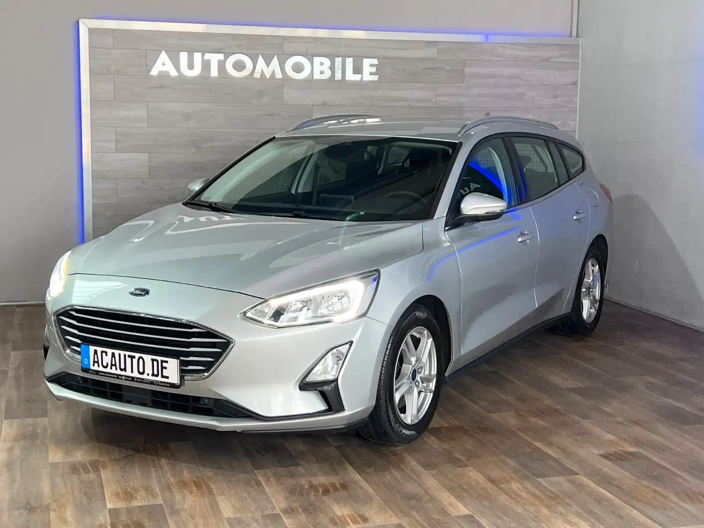 Ford Focus Turnier  1,5 TDCI *E-HECKKLAP *SPUR*DAB* Argento - 1