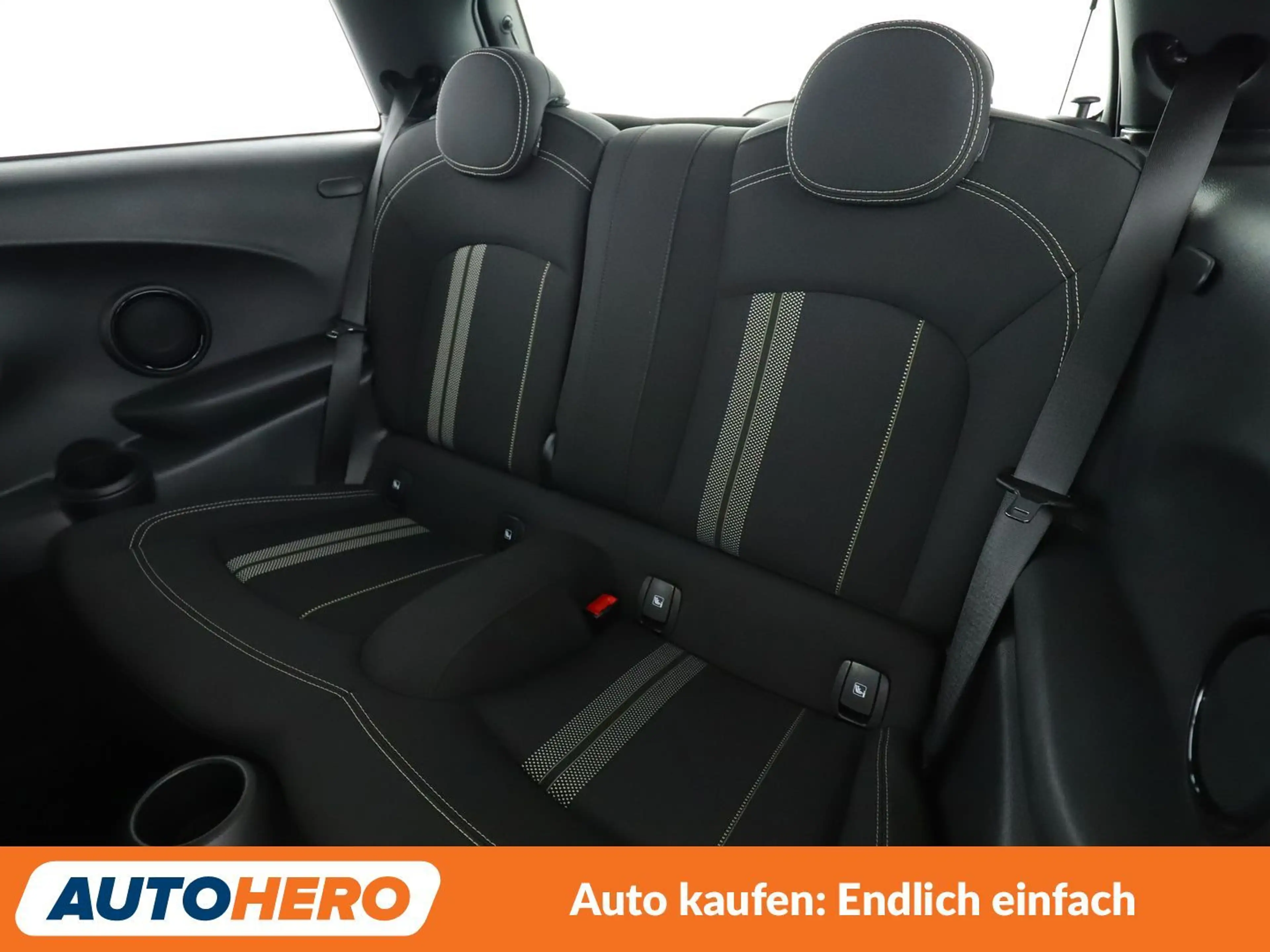 MINI John Cooper Works John Cooper Works Essential Trim Aut*NAVI*LED* — photo 14